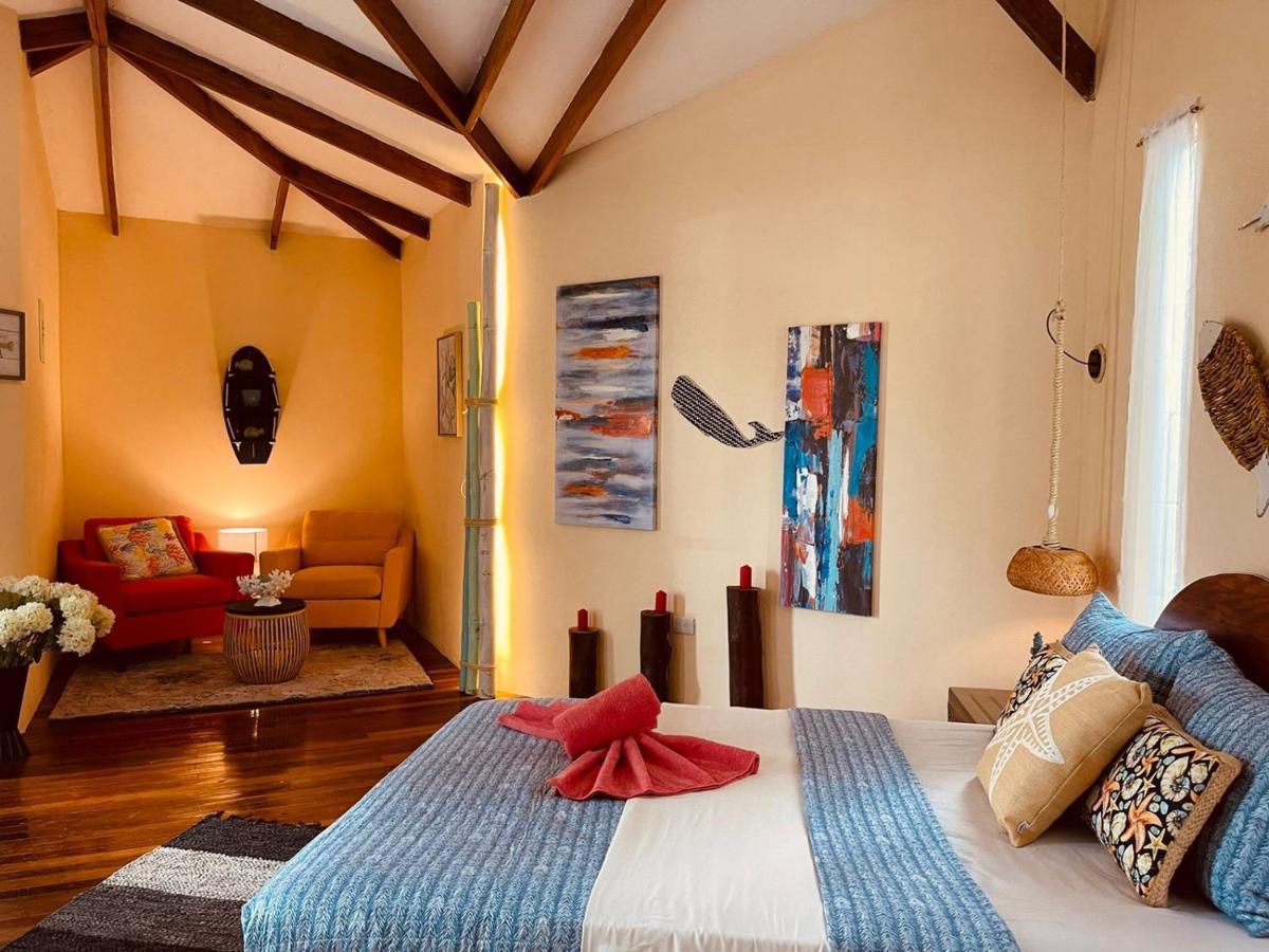 Grand Park Manuel Antonio Hotel Quepos Exterior photo